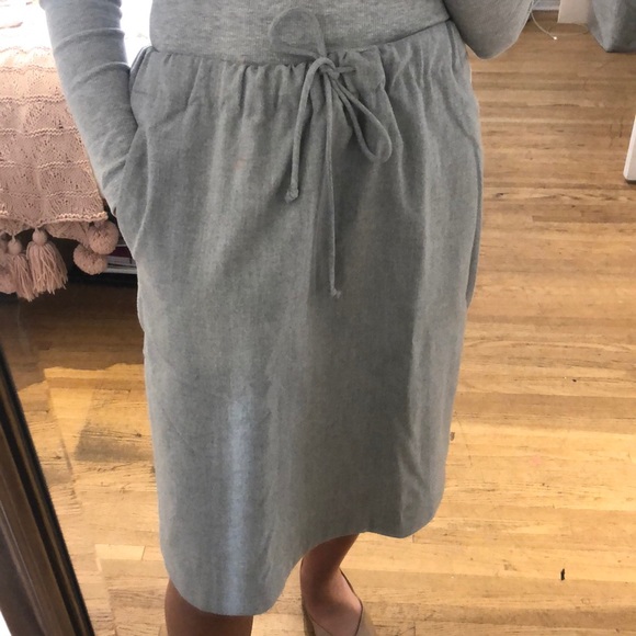 SOLD BABATON Gray Skirt - Picture 6 of 6